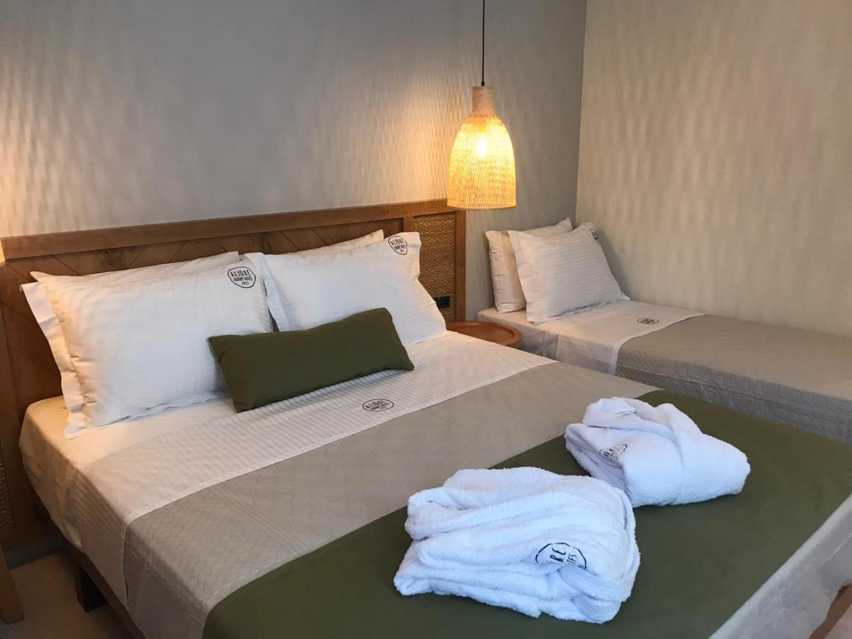 Azzure Luxury Suites Potos Exteriör bild