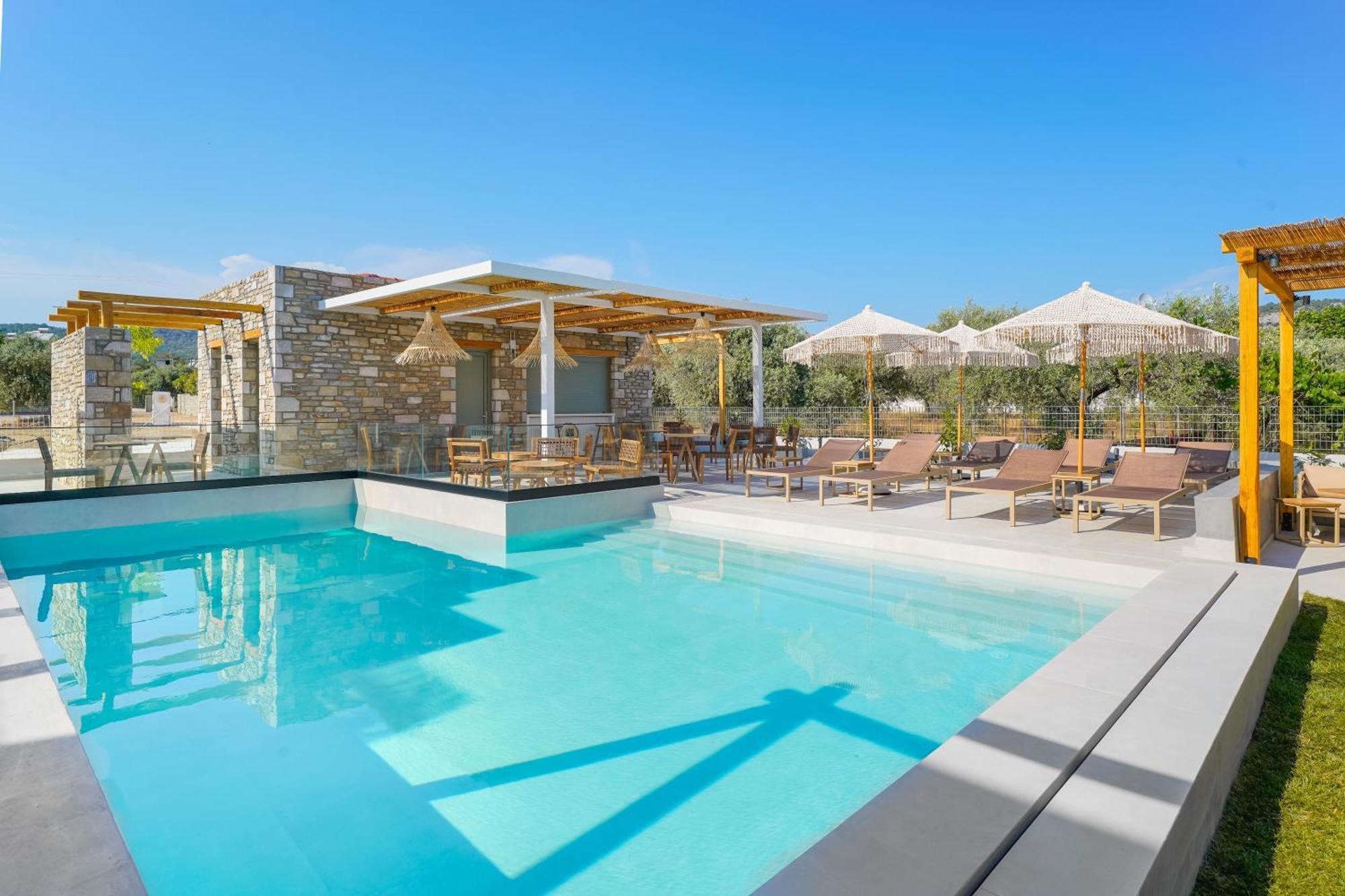 Azzure Luxury Suites Potos Exteriör bild