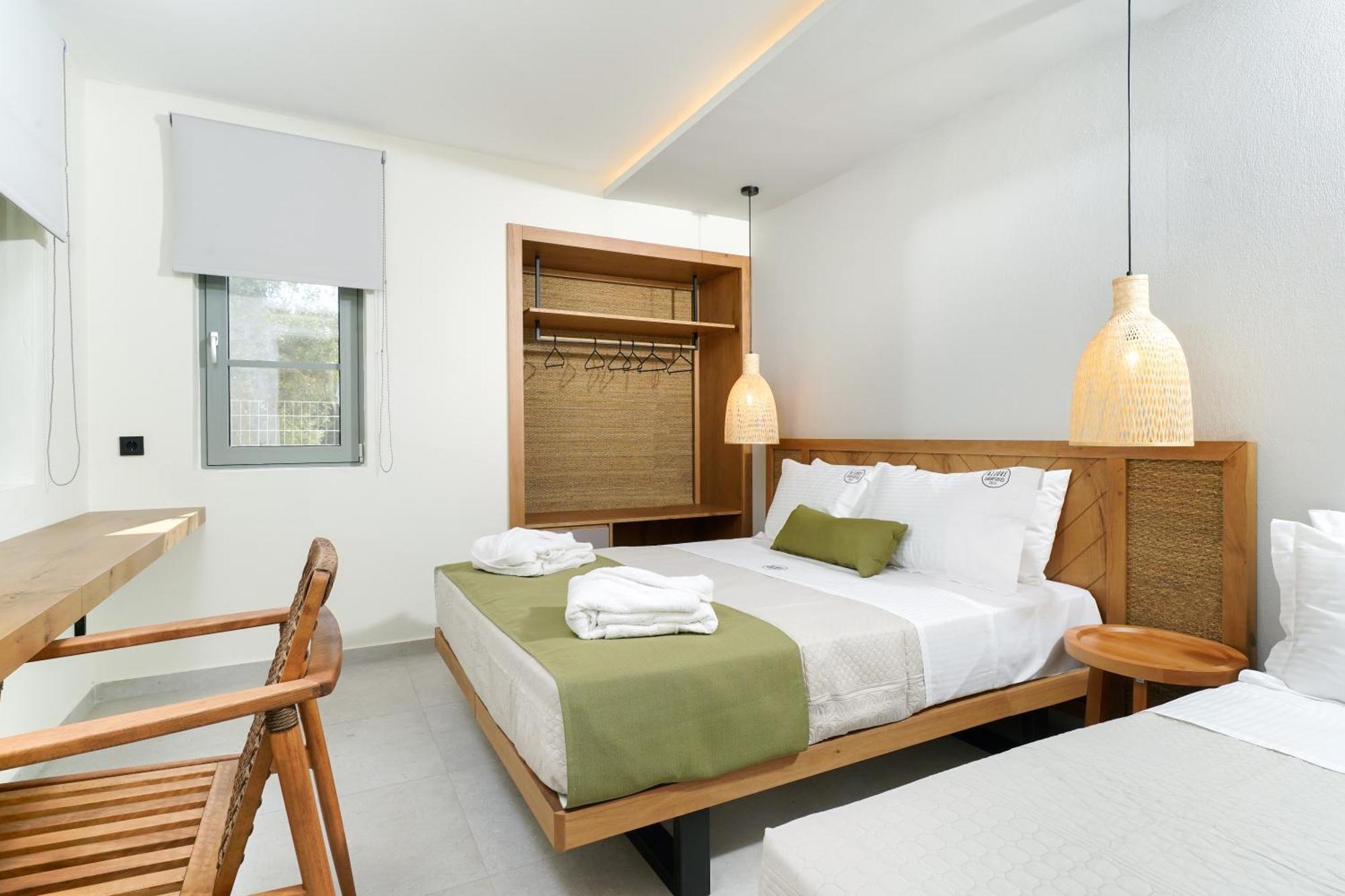 Azzure Luxury Suites Potos Exteriör bild