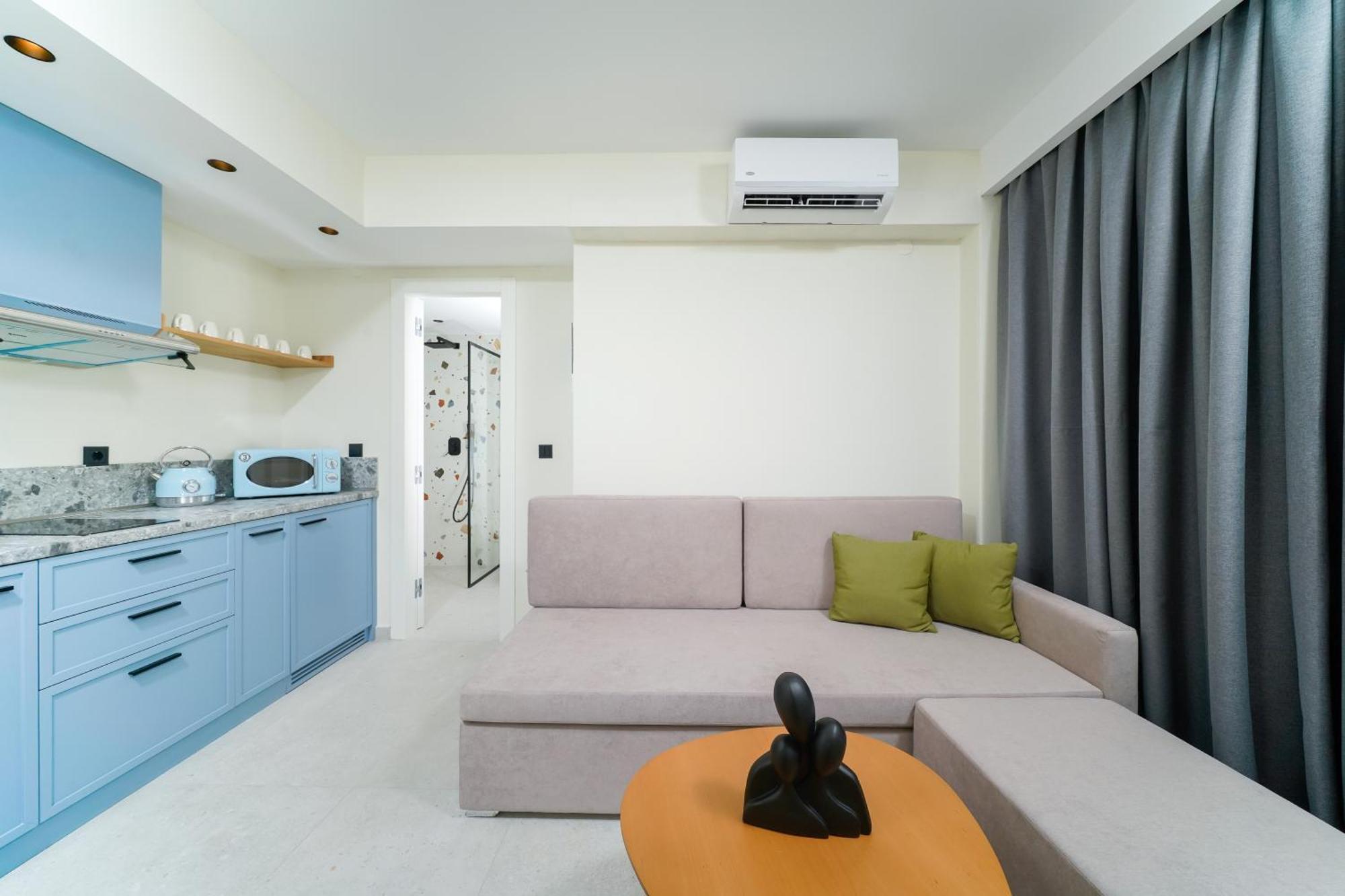 Azzure Luxury Suites Potos Exteriör bild