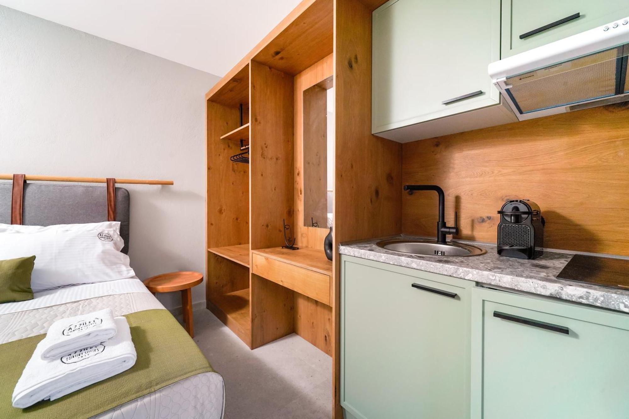 Azzure Luxury Suites Potos Exteriör bild