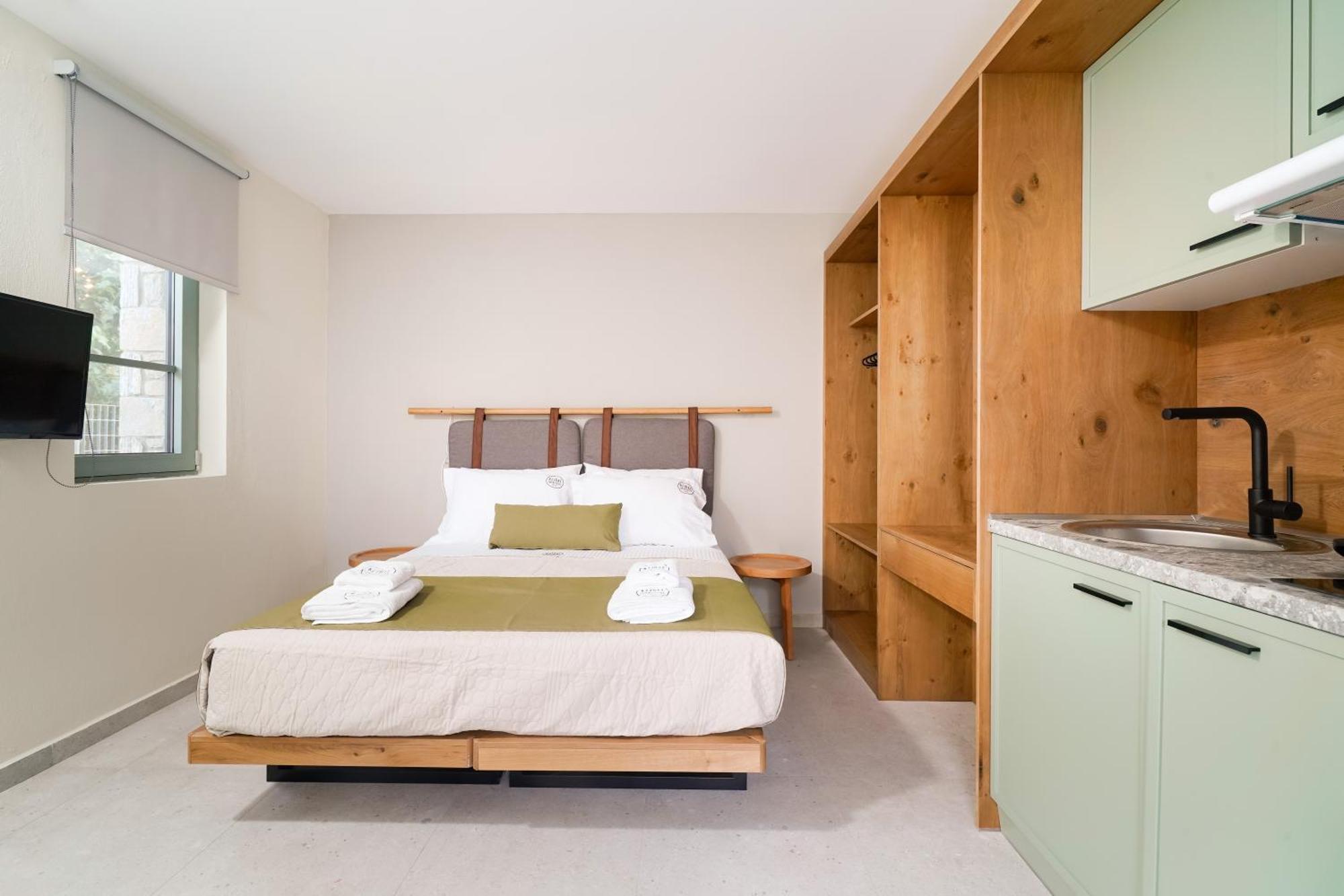 Azzure Luxury Suites Potos Exteriör bild